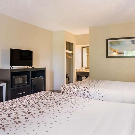 Surestay Hotel By Best Western St Pete Clearwater Airport מראה חיצוני תמונה
